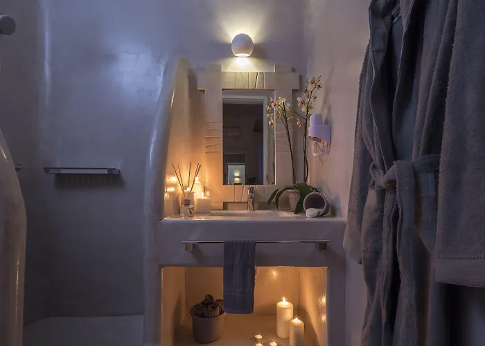 Mykonos No5 Luxury & 4* Mykonos Town