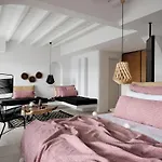 Hotel Mykonos No5 Luxury & Mykonos Town