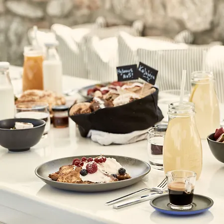 أجنحة وفيلات فاخرة رقم 5 في ميكونوس فندق