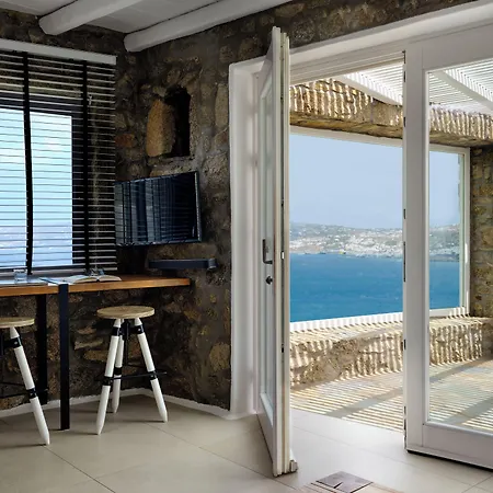 فندق أجنحة وفيلات فاخرة رقم 5 في ميكونوس Mykonos Town
