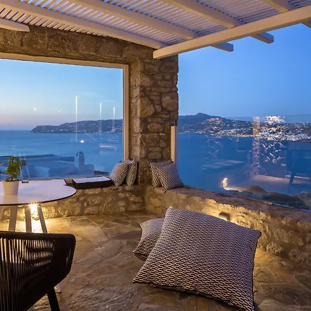 Mykonos No5 Luxury & 4* Mykonos Town